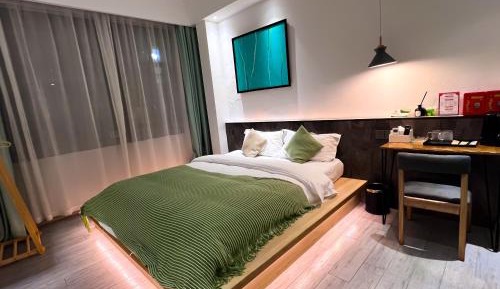 Superior King Room