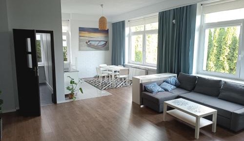 Superior One-Bedroom Apartment