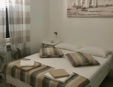 Twin Room with Private Bathroom