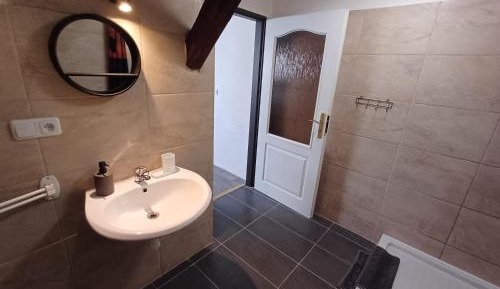 Twin Room with Bathroom