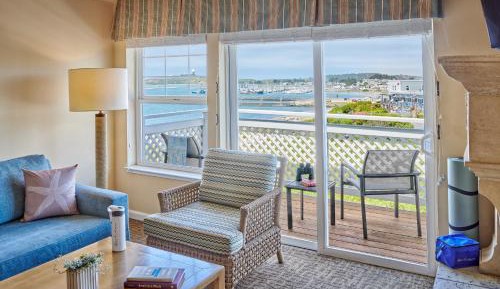 Partial Ocean View Suite