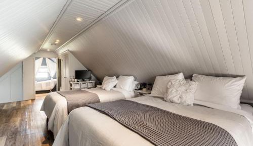 Duplex Quadruple Room