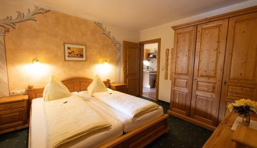 One-Bedroom Apartment (2 - 4 Adults)
