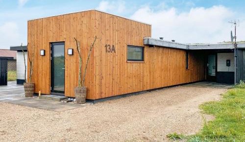 Three-Bedroom Holiday Home 