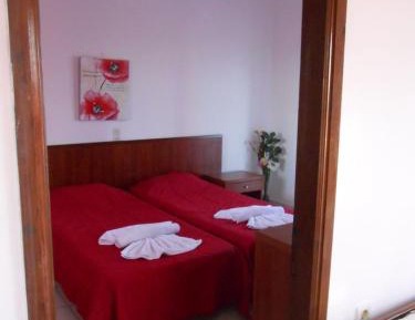 Standard Twin Room with Garden View