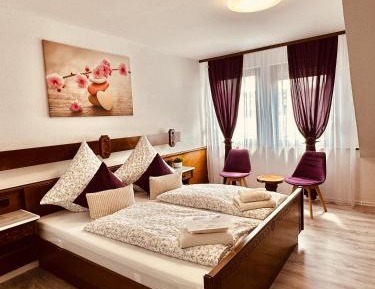 Double Room with Mountain View