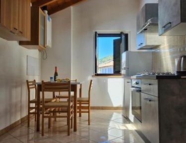 Two-Bedroom Deluxe Apartment with Balcony
