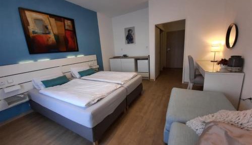 Twin Room with Private Bathroom