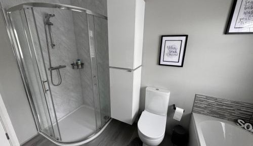 Deluxe Double Room with Shower