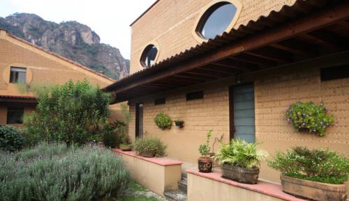 King Room with Mountain View