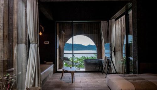 Double or Twin Room with Private External Bathroom