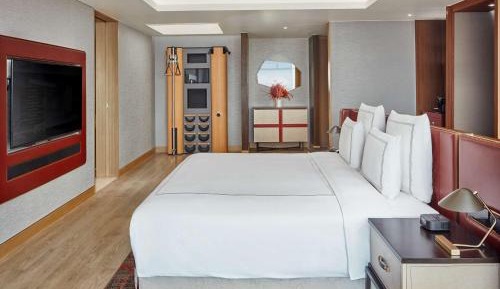 Swiss Vitality King Suite