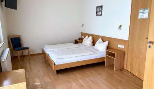 Standard Double Room with Shower