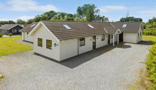 Ten-Bedroom Holiday Home
