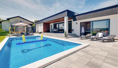Two-Bedroom Holiday Home