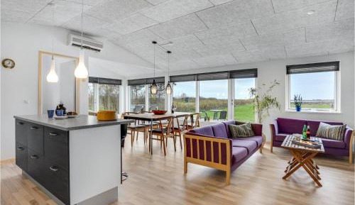 Four-Bedroom Holiday Home