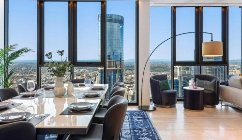 3 Bedroom 3 Bathroom City Penthouse on level 54 with 2 Car spaces