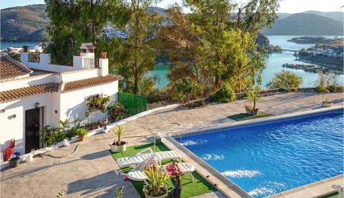 Four-Bedroom Vacation Home