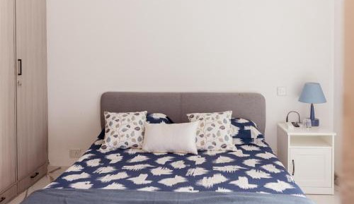 Deluxe Double Room (2 Adults + 1 Child)