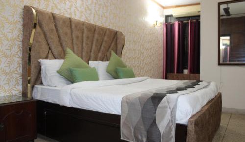 King Room with Pool View