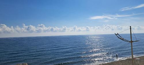 Two-Bedroom Apartment with Sea View - Upstairs(6 Adults)