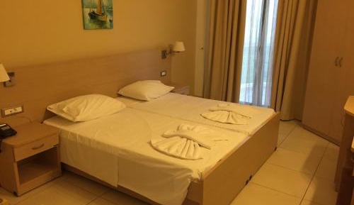 Triple Room with Sea View