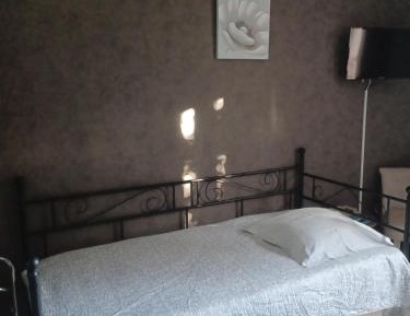 Suite with Garden View