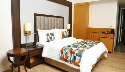Superior King Room