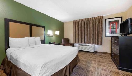 Queen Studio - Non-Smoking