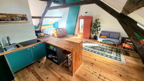 One-Bedroom Apartment