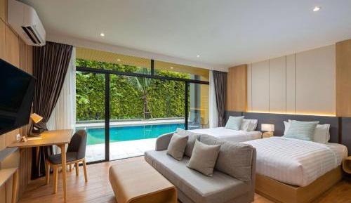 Deluxe Twin Room with Pool Access