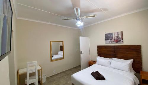 Double Room with Private Bathroom