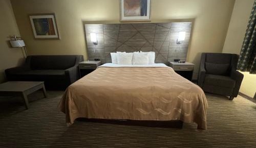 King Room - Non-Smoking