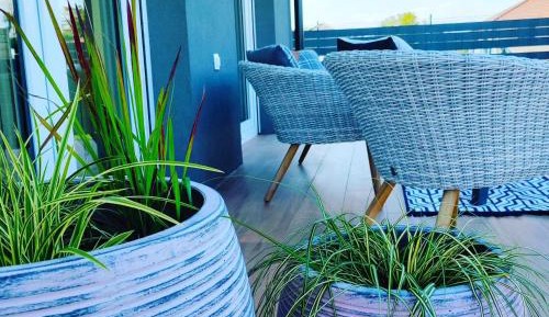 Apartment with Garden View