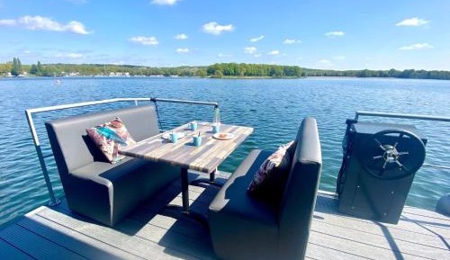 Two-Bedroom House Boat