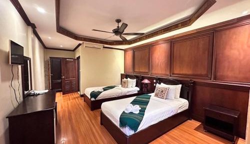 Deluxe Twin Room