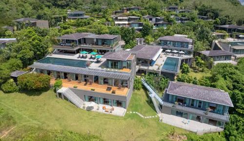 Villa with Sea View