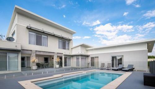 Six-Bedroom House