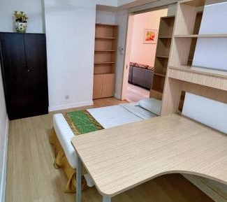 Small Room (Shared Bathroom - Co-Living) 