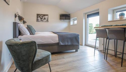 Double Room with Private Bathroom