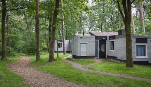 One-Bedroom Bungalow