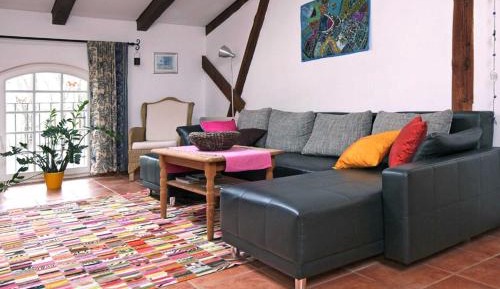 Apartment with Shower