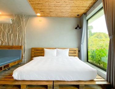 Deluxe Quadruple Room