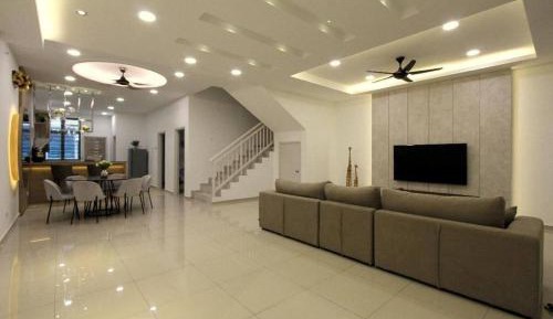 Eight-Bedroom House