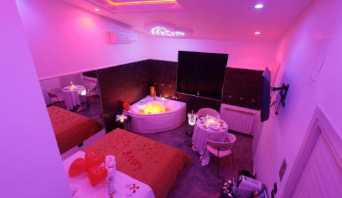 Suite with Sauna