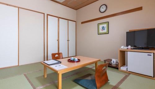 Japanese-Style Quadruple Room