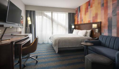 King Studio Apartment