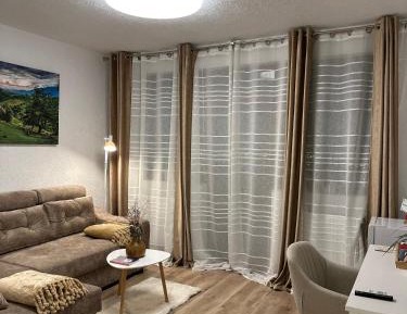 Apartment with Terrace - Hornbeam Tree