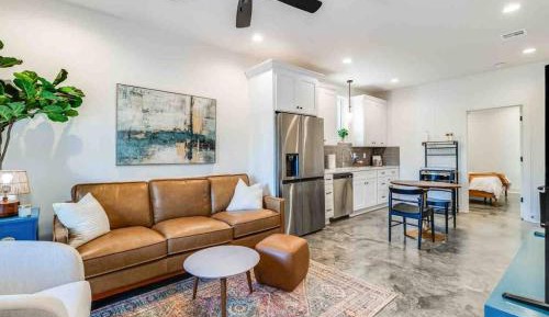 One-Bedroom House