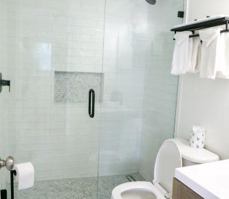 Newly Renovated King Suite - Gulf View